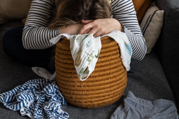 Hitzewellen in den Wechseljahren Feuer- das Symbol für Hitzewellen